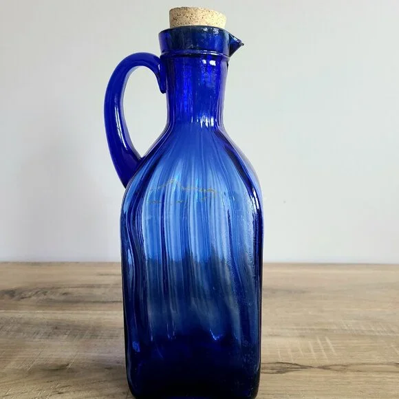 Cobalt blue ribbed glass bottle/jar/decanter with cork stopper. - Picture 4 of 12